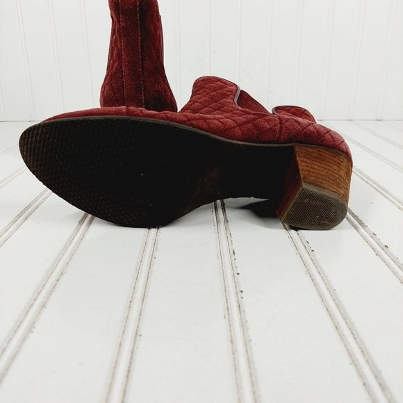 Ciao Bella Red Burgundy Suede Quilted Block Heel Elastic Gore Ankle Boots A995 - Picture 8 of 12